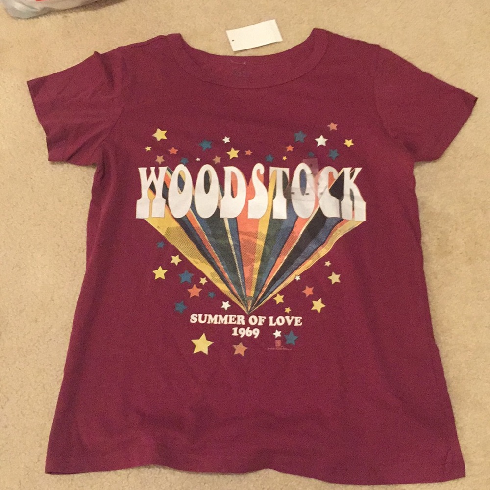 Maroon t-shirt - Picture 1 of 1